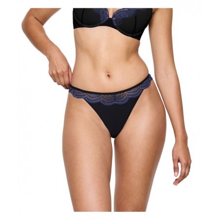 TRIUMPH COMFORT GLAM STRING Γυναικείο Σλίπ Normal Fit Πολυαμίδιο 10224956-0004 Μαύρο